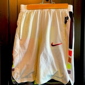 Nike Elite reversible boys shorts, size L, EUC.
